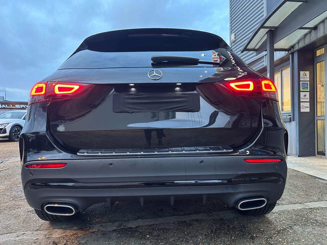 Mandataire MERCEDES-BENZ GLA 200 d 8G-DCT AMG Line edition 1 toit pano