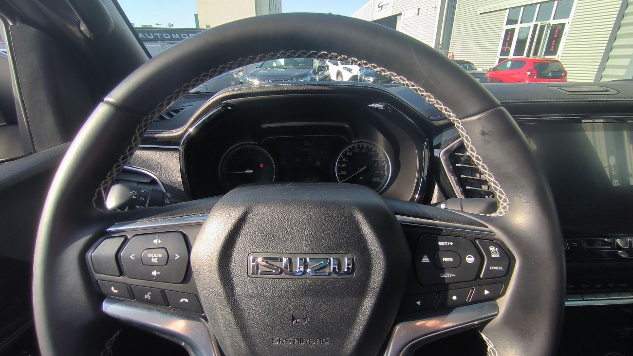 Mandataire ISUZU D-MAX N60 SPACE CAB 1.9 164 CH 4X4 BVA FF