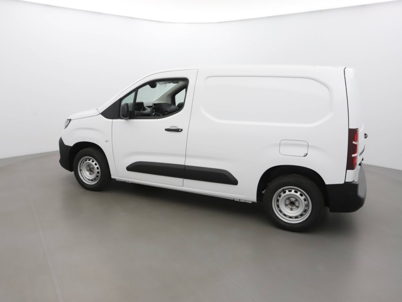 Mandataire PEUGEOT Partner M 650KG BLUEHDI 100CH S&S