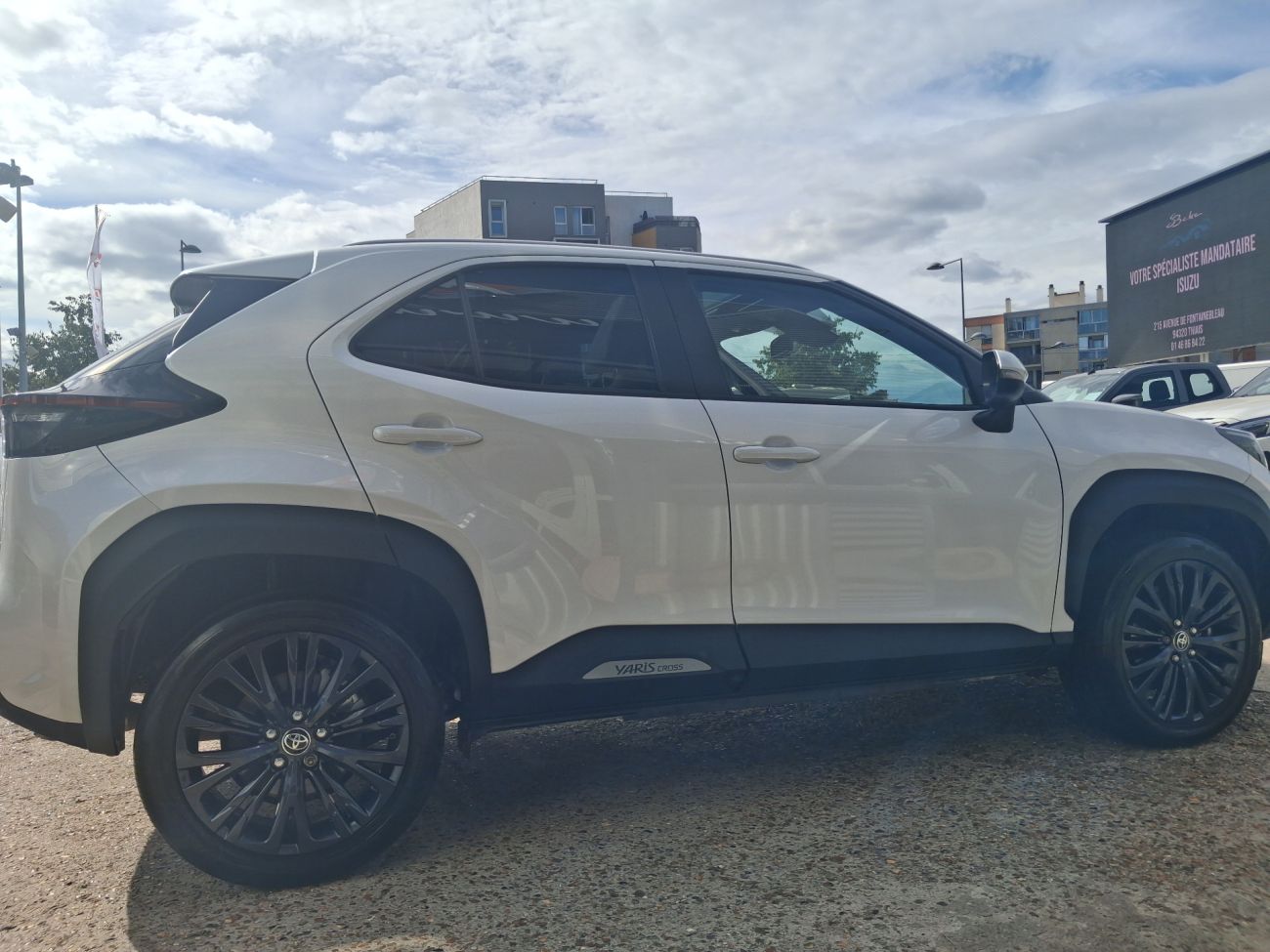 Mandataire TOYOTA YARIS CROSS HYBRIDE MY21 116h 2WD Trail