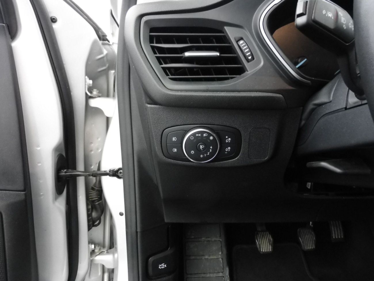 Mandataire Ford Focus SW 1.0 ECOBOOST 125connected