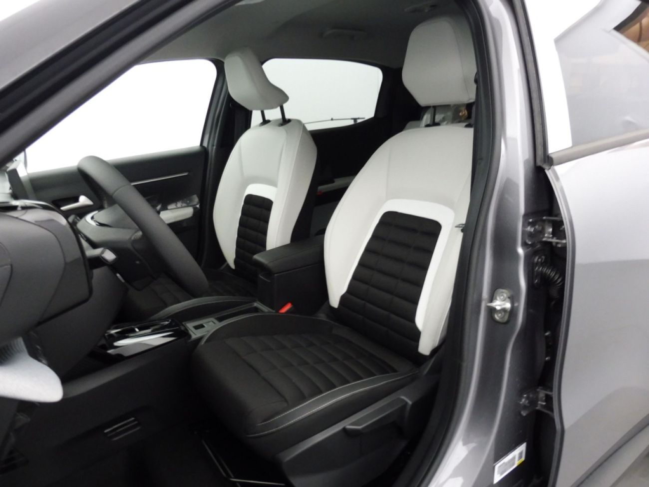 Mandataire Citroën C3 Aircross 1.2 HYBRIDE 136CH MAX E-DCS6