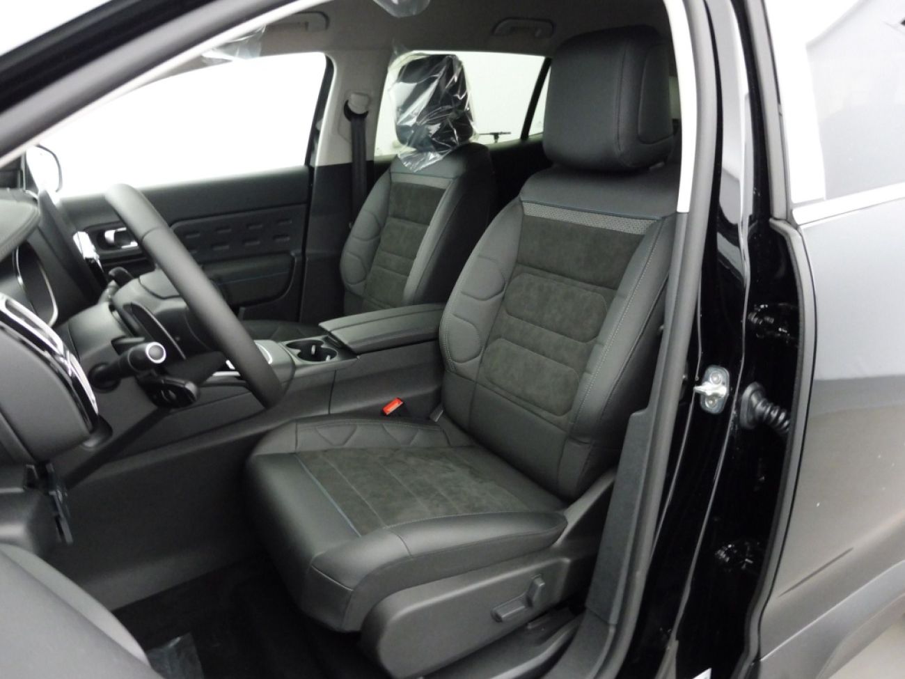 Mandataire Citroën C5 AIRCROSS 1.2 HYBRIDE 136CH MAX BOITE AUTOMATIQUE