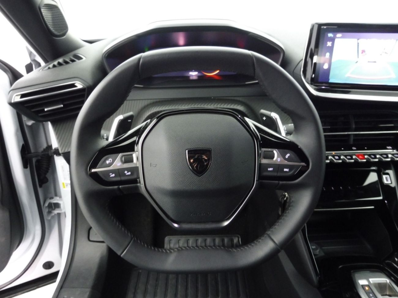 Mandataire PEUGEOT 2008 1.2 PURETECH 130CH S&S ALLURE EAT8