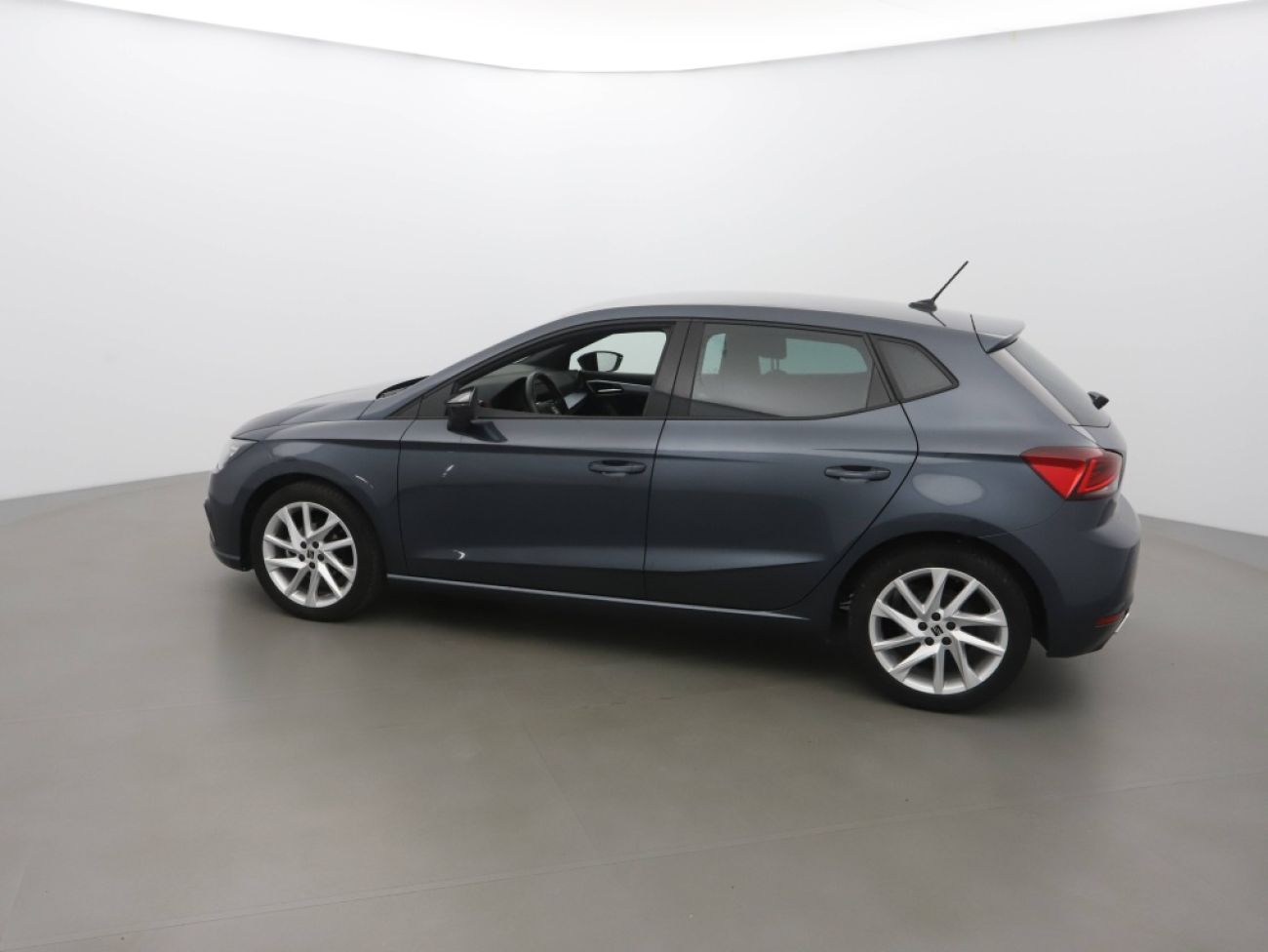 Mandataire Seat IBIZA 1.0 TSI 95CH FR