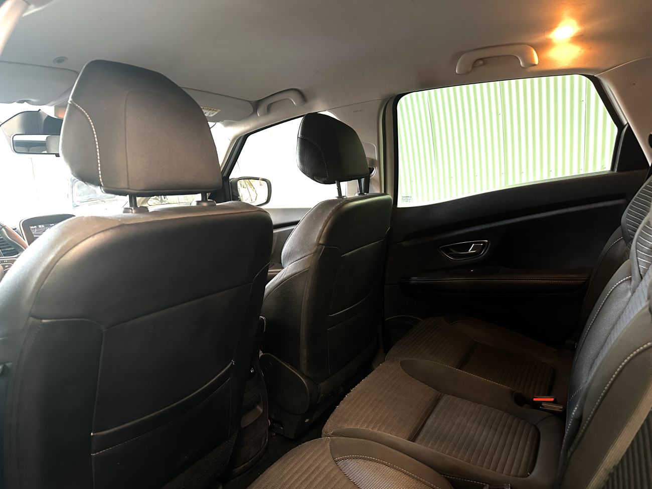 Mandataire RENAULT SCENIC IV BUSINESS TCe 115 FAP Business
