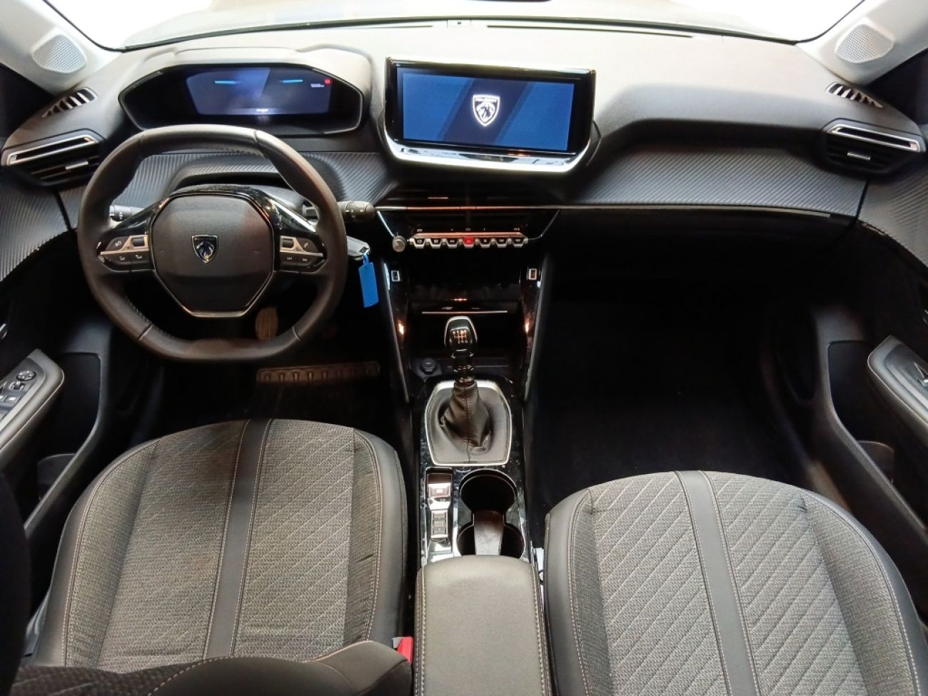 Mandataire PEUGEOT 208 1.2 100CH S&S ALLURE