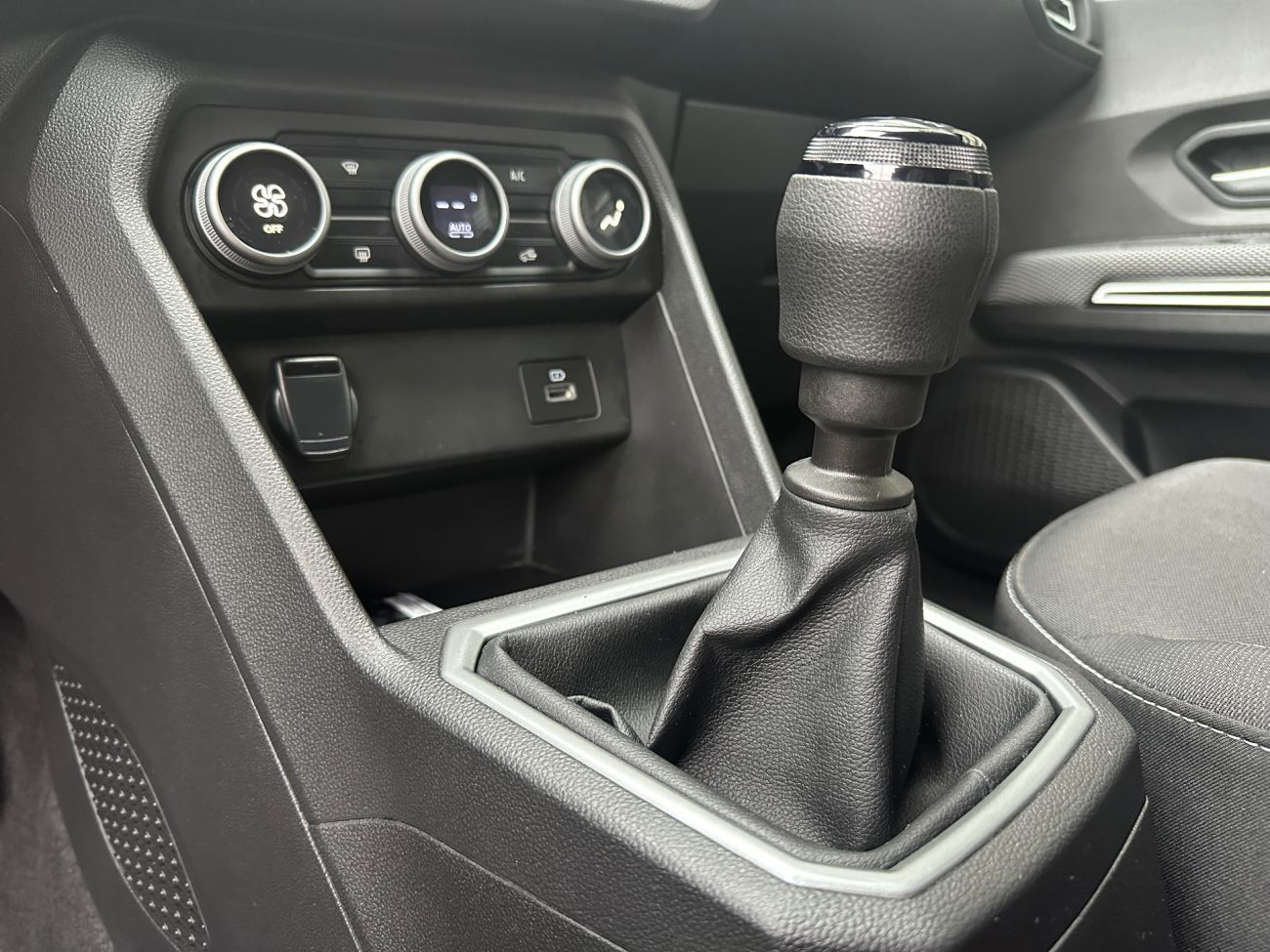 Mandataire Dacia JOGGER ECO-G 100 5 places Extreme +