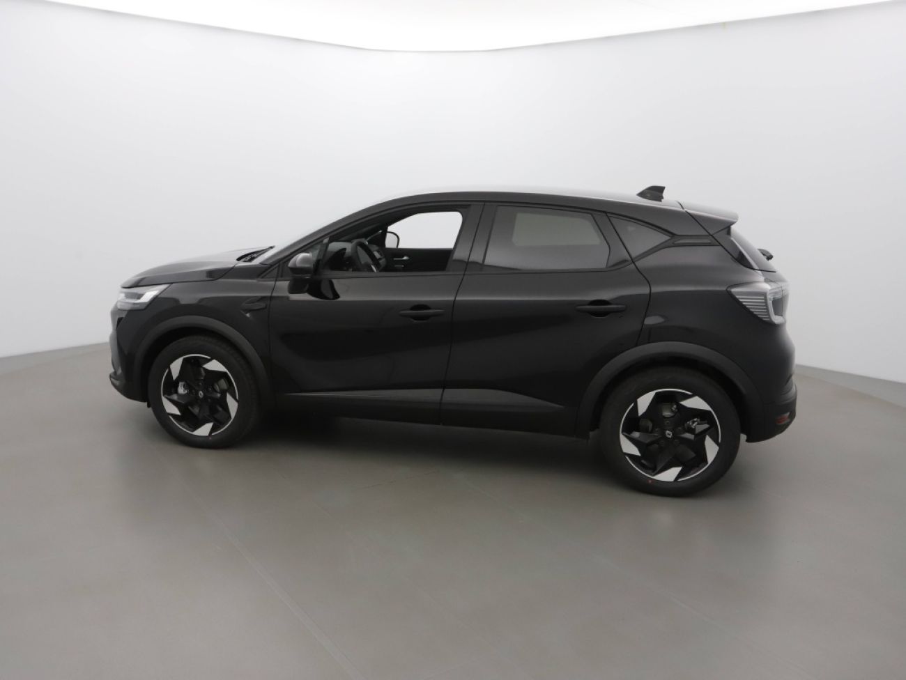 Mandataire RENAULT CAPTUR II 1.6 E-TECH FULL HYBRID 145CH TECHNO