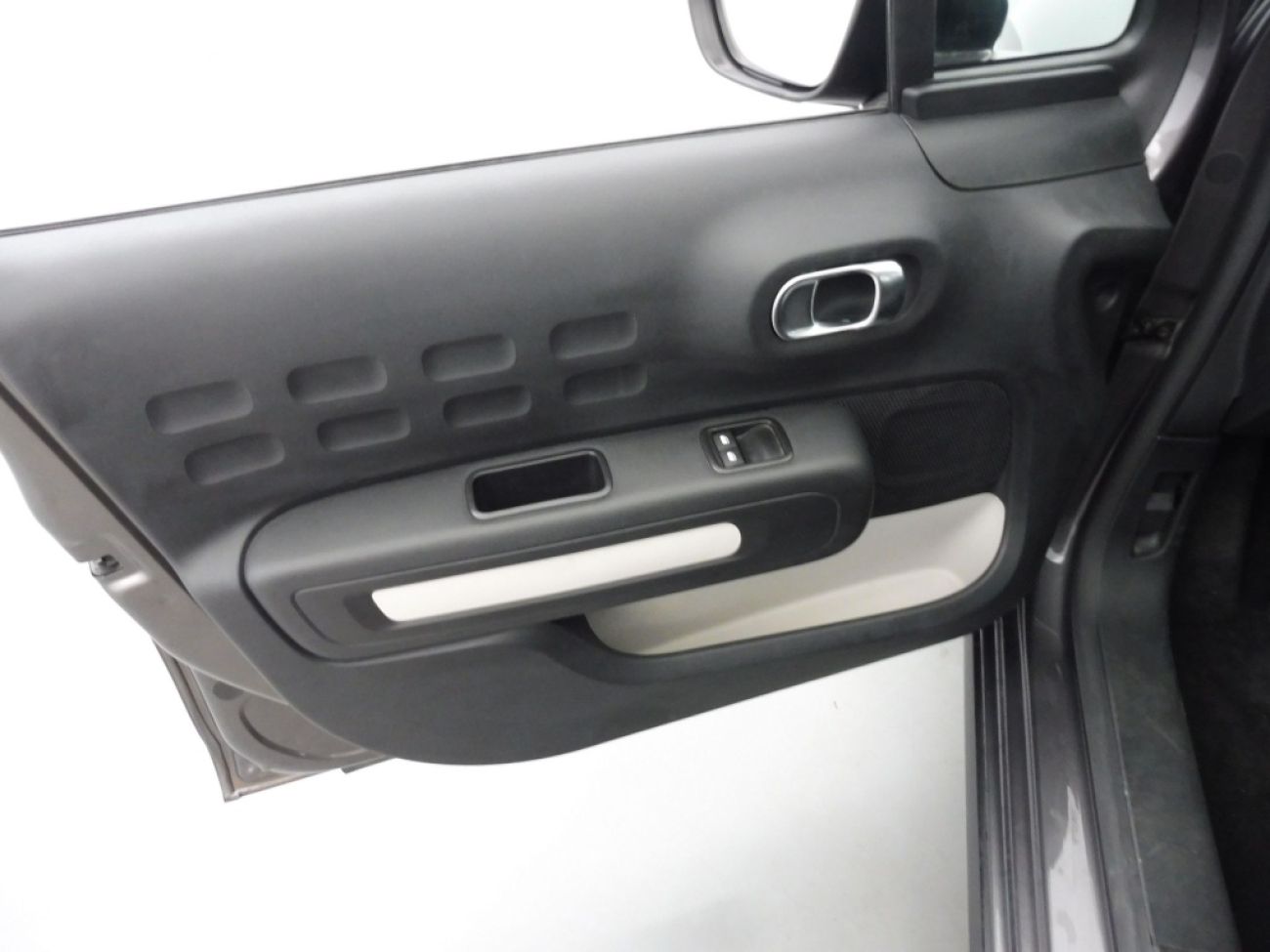 Mandataire Citroën C3 1.5 BLUEHDI 100CH S&S PLUS