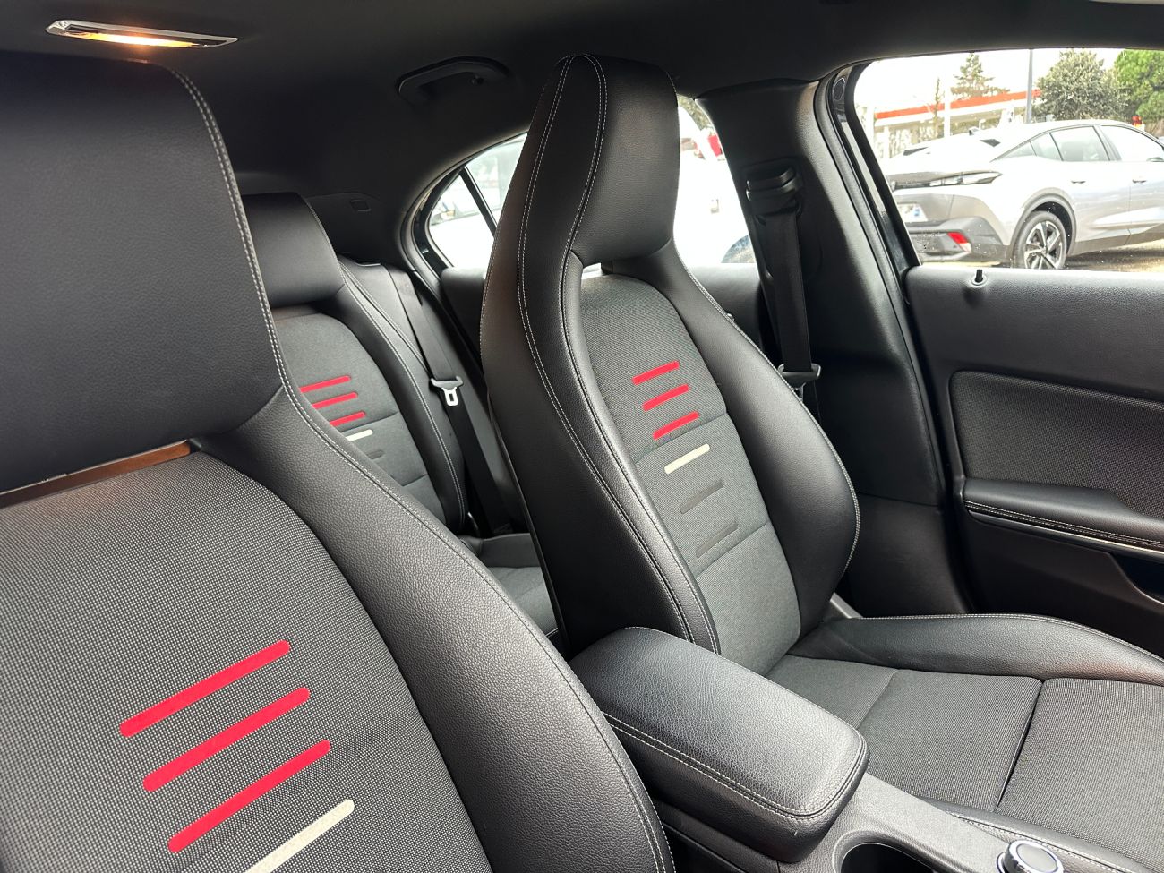 Mandataire MERCEDES CLASSE A 180 d 7G-DCT Inspiration