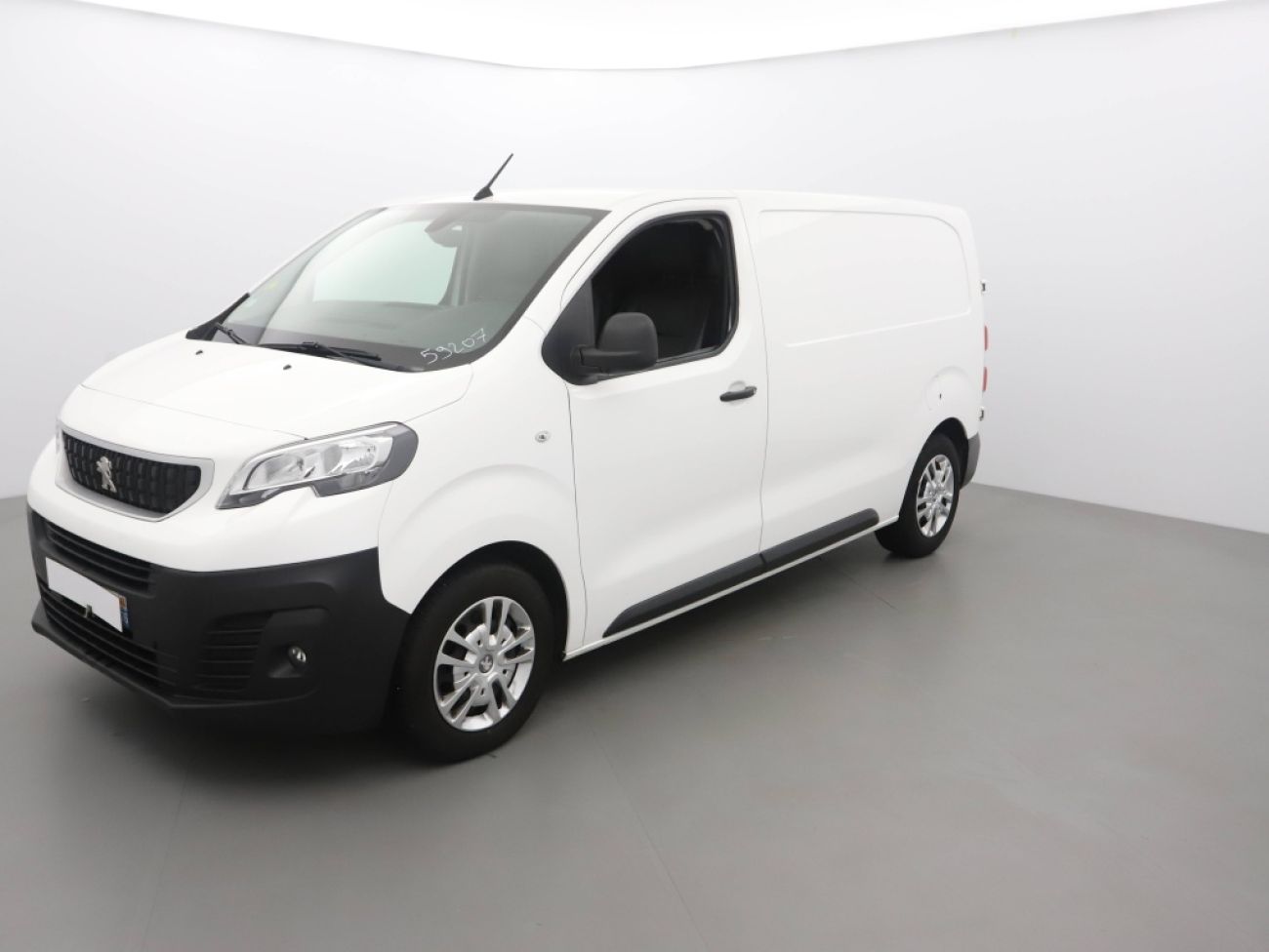 Mandataire PEUGEOT Expert STANDARD 1.5 BLUEHDI 120CH S&S PREMIUM