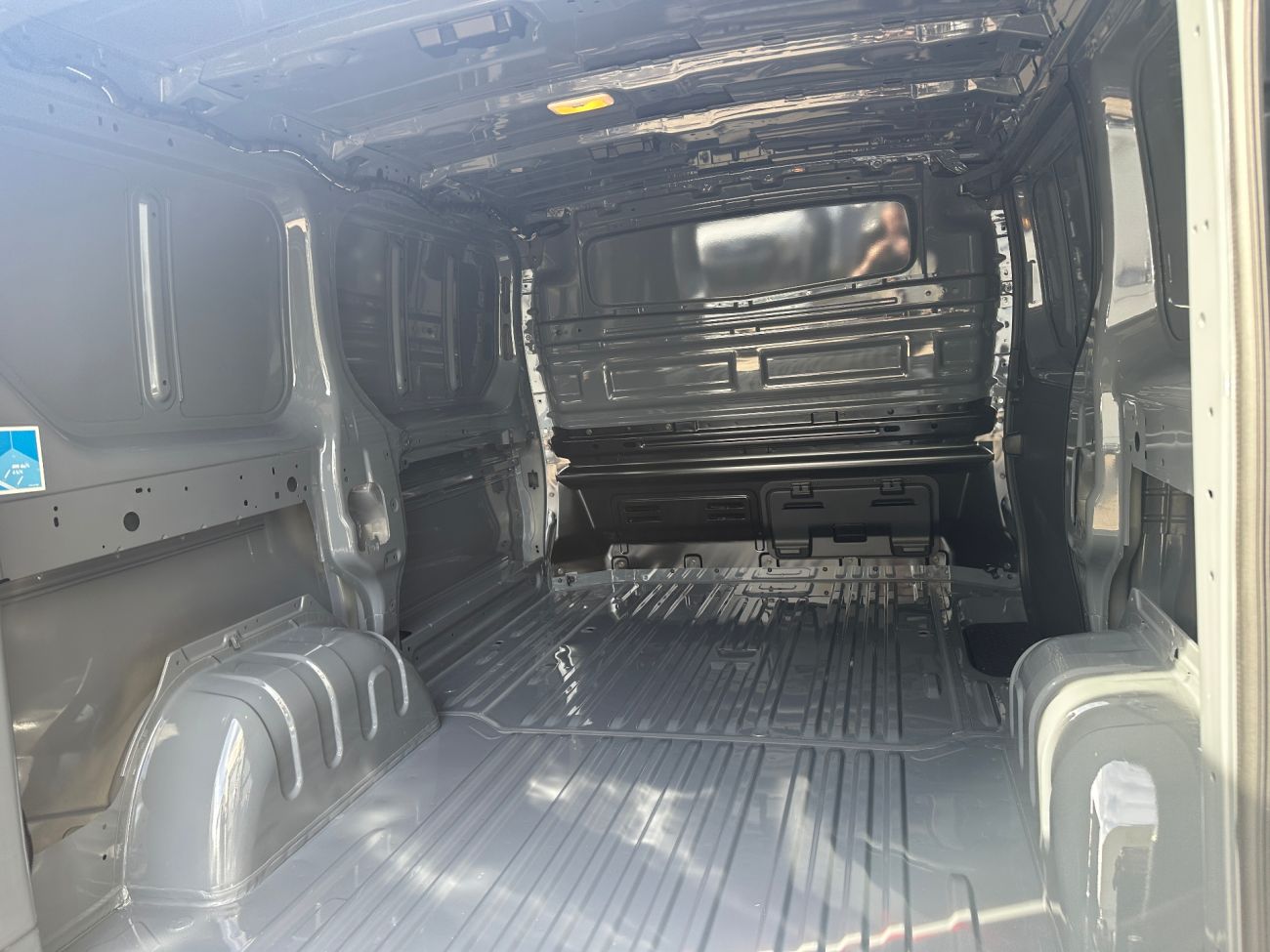 Mandataire RENAULT TRAFIC L1H1 ADVANCE 3T blue dci 150 auto