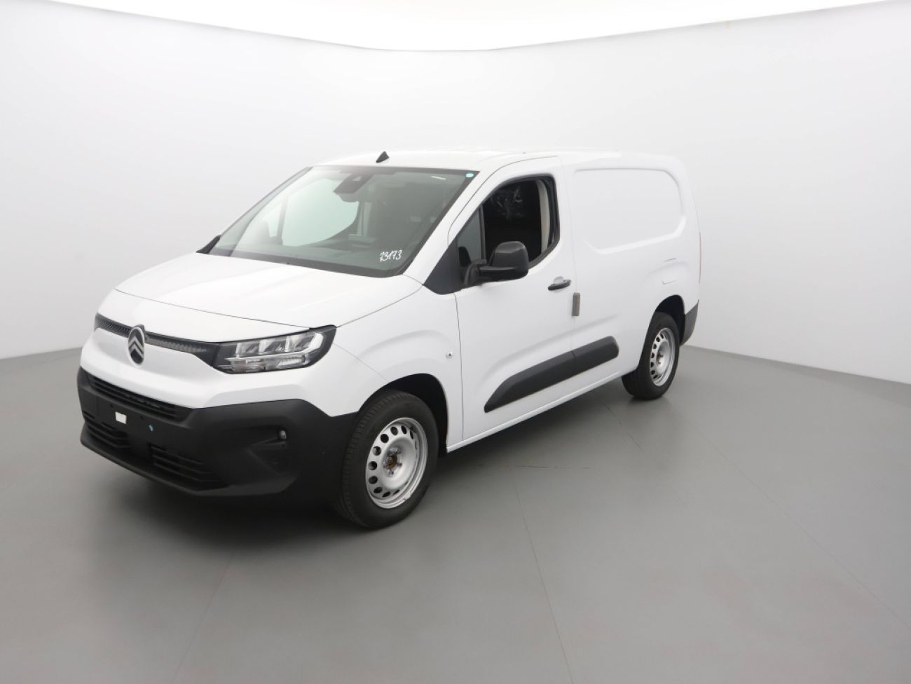 Mandataire Citroën Berlingo Van XL 950KG BLUEHDI 130CH S&S EAT8