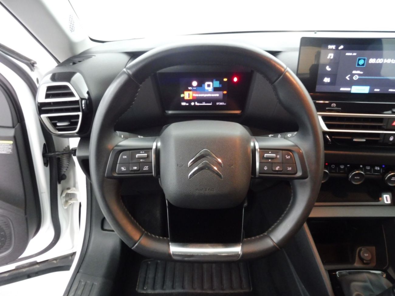 Mandataire Citroën C4 X 1.2 PURETECH 100 FEEL