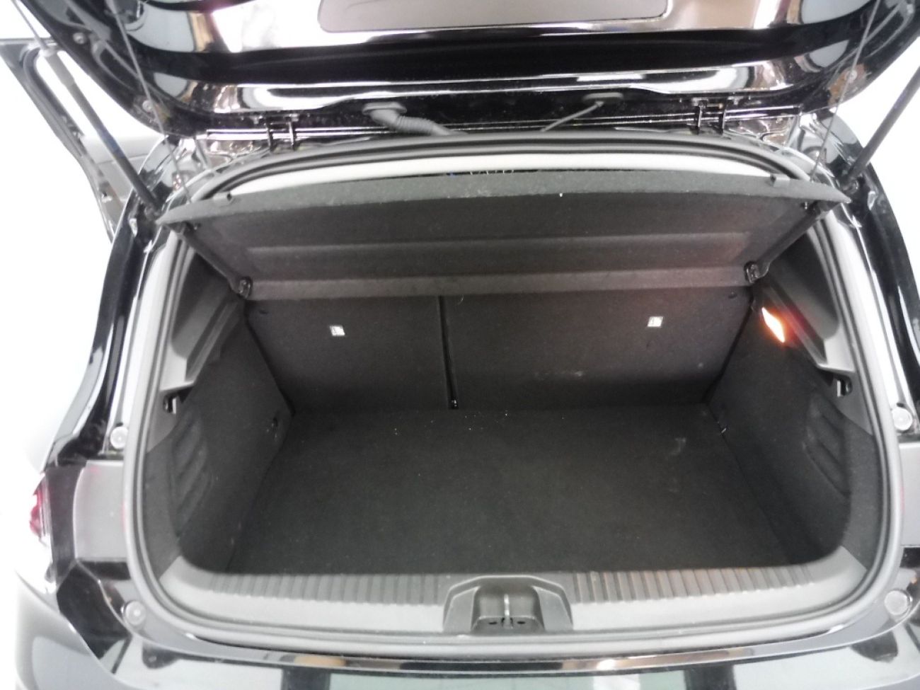 Mandataire RENAULT Clio 1.6 E-TECH 145CH FULL HYBRID EVOLUTION - 25
