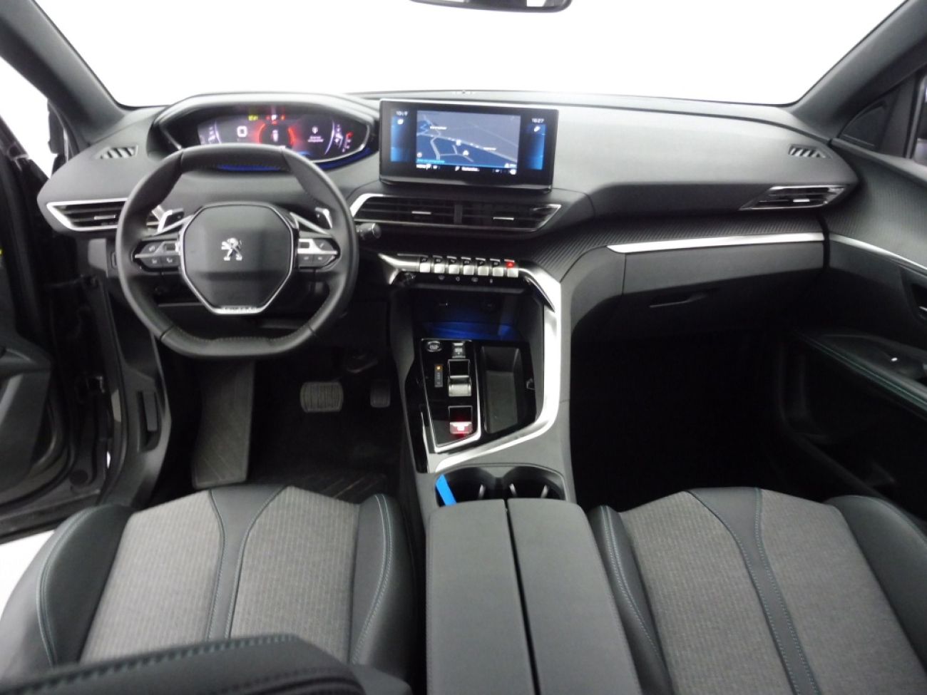 Mandataire PEUGEOT 5008 1.5 BLUEHDI 130CH S&S ALLURE PACK EAT8