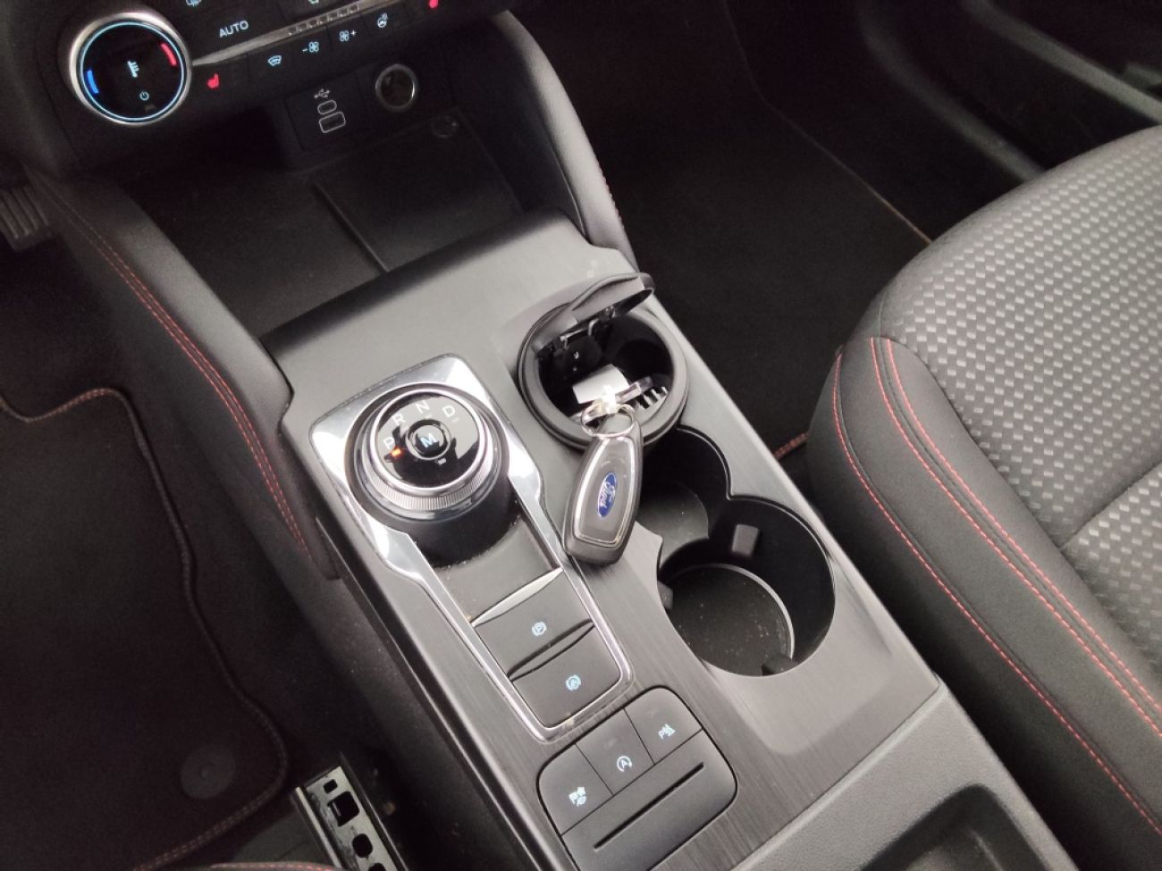 Mandataire Ford Kuga 2.0 TDCI 120CH ST-LINE POWERSHIFT