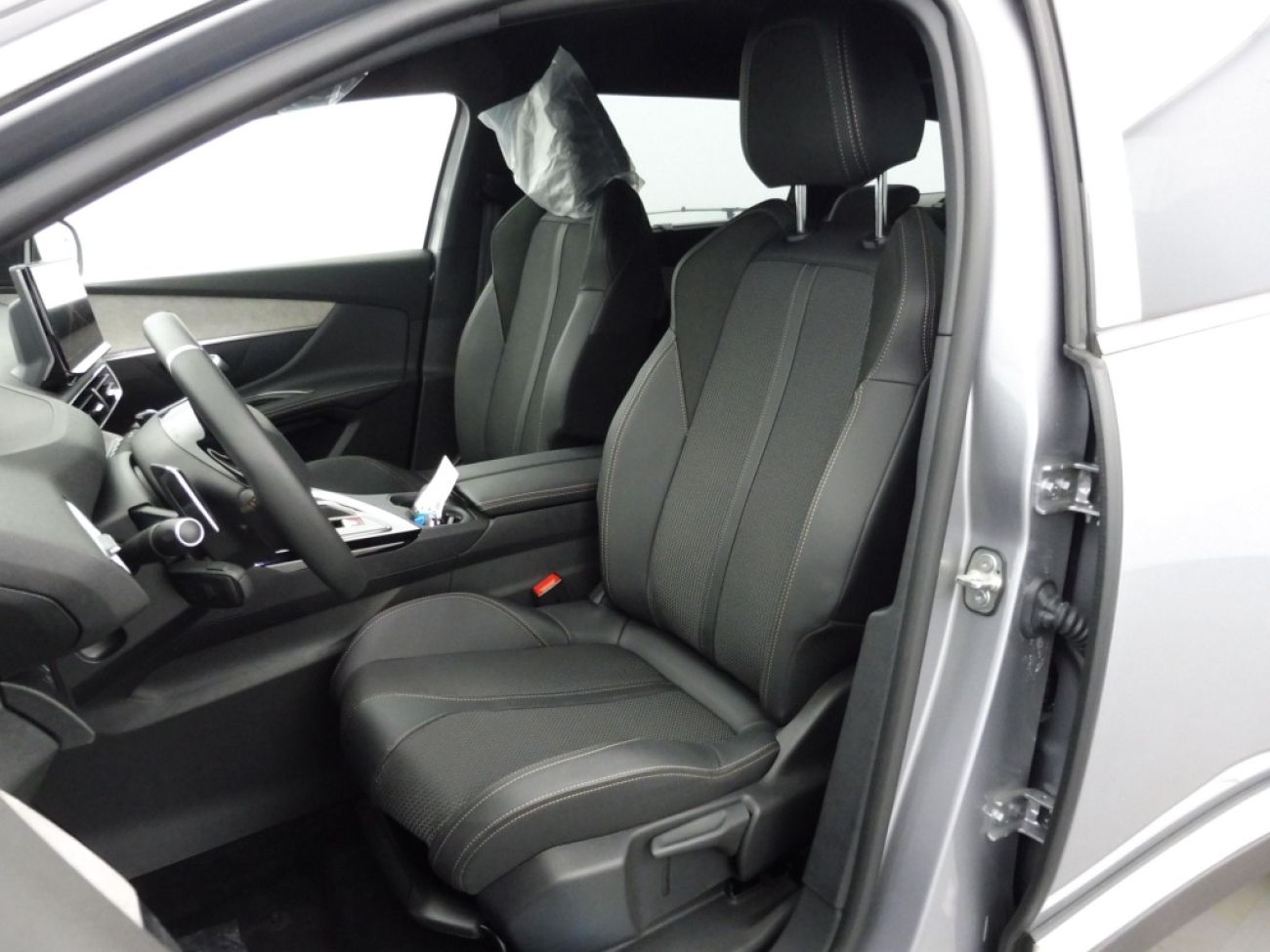 Mandataire PEUGEOT 5008 HYBRID 136CH GT LINE E-DCS6