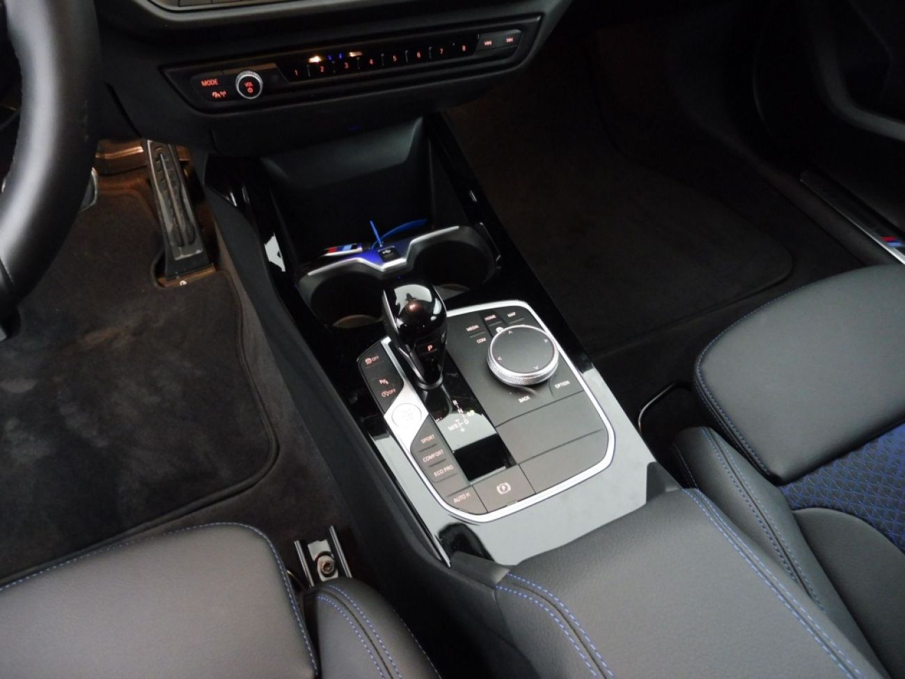 Mandataire BMW SERIE 1 118I STEPTRONIC 136 M-SPORT