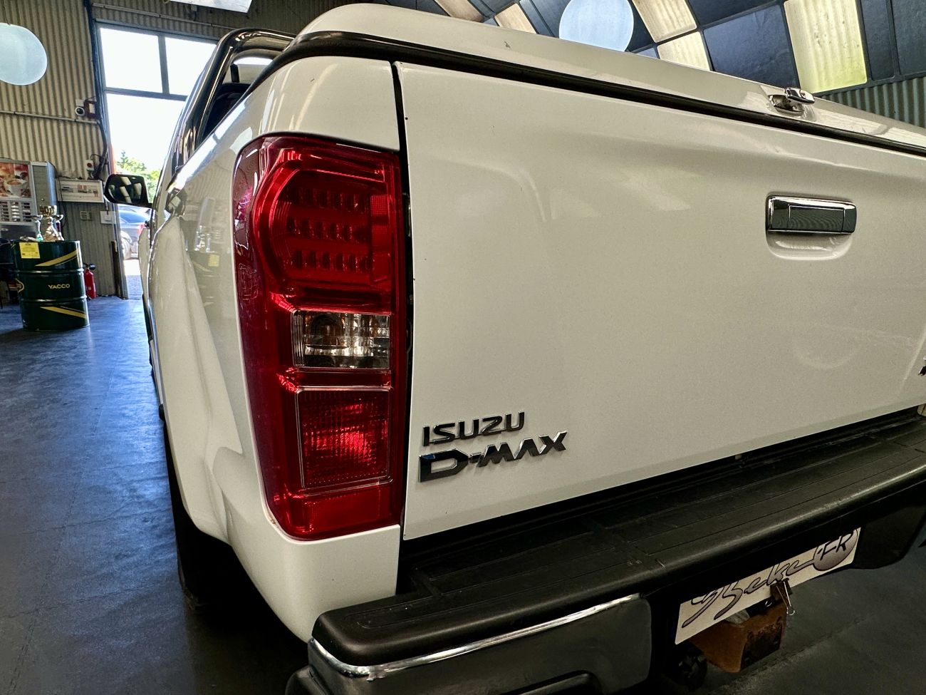 Mandataire ISUZU D-MAX 2.5 4X4 SPACE CAB SOLAR