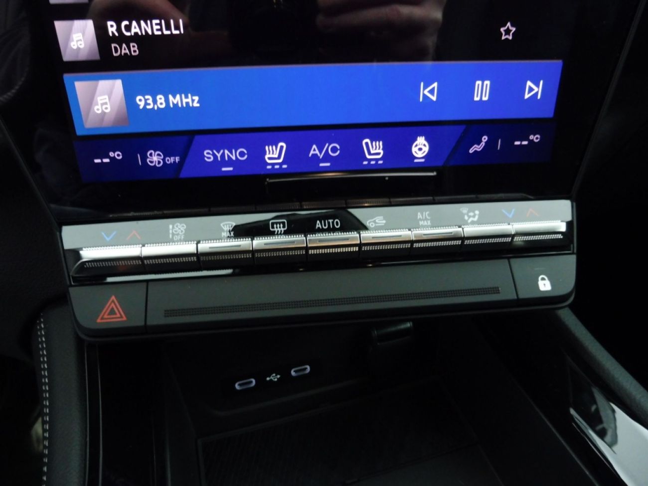 Mandataire RENAULT AUSTRAL 1.2 E-TECH FULL HYBRID 200CH ICONIC- 24
