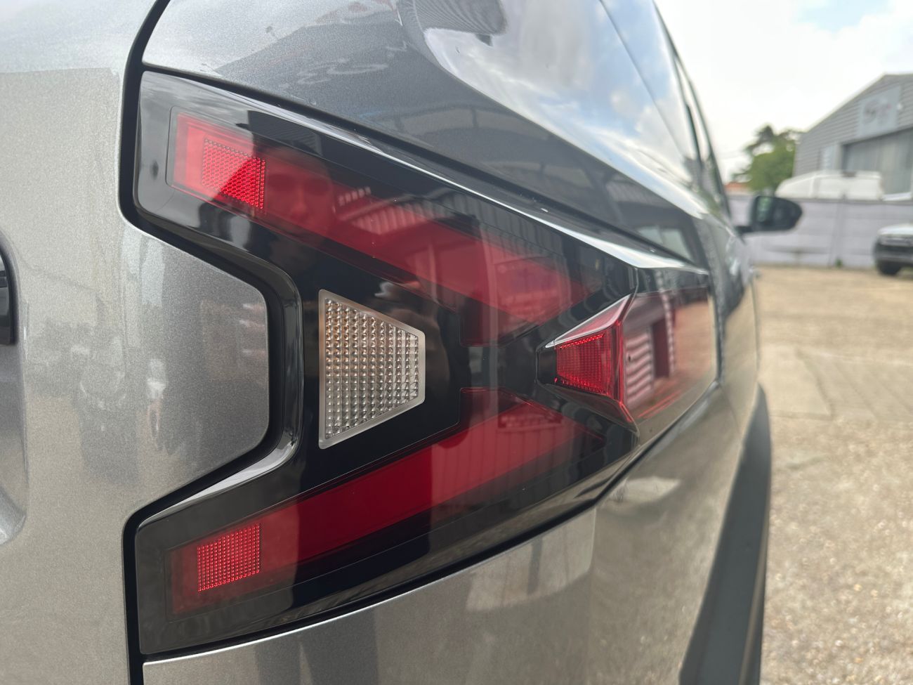 Mandataire Dacia BIGSTER HYBRID 1.8 HYBRID 155CH JOURNEY