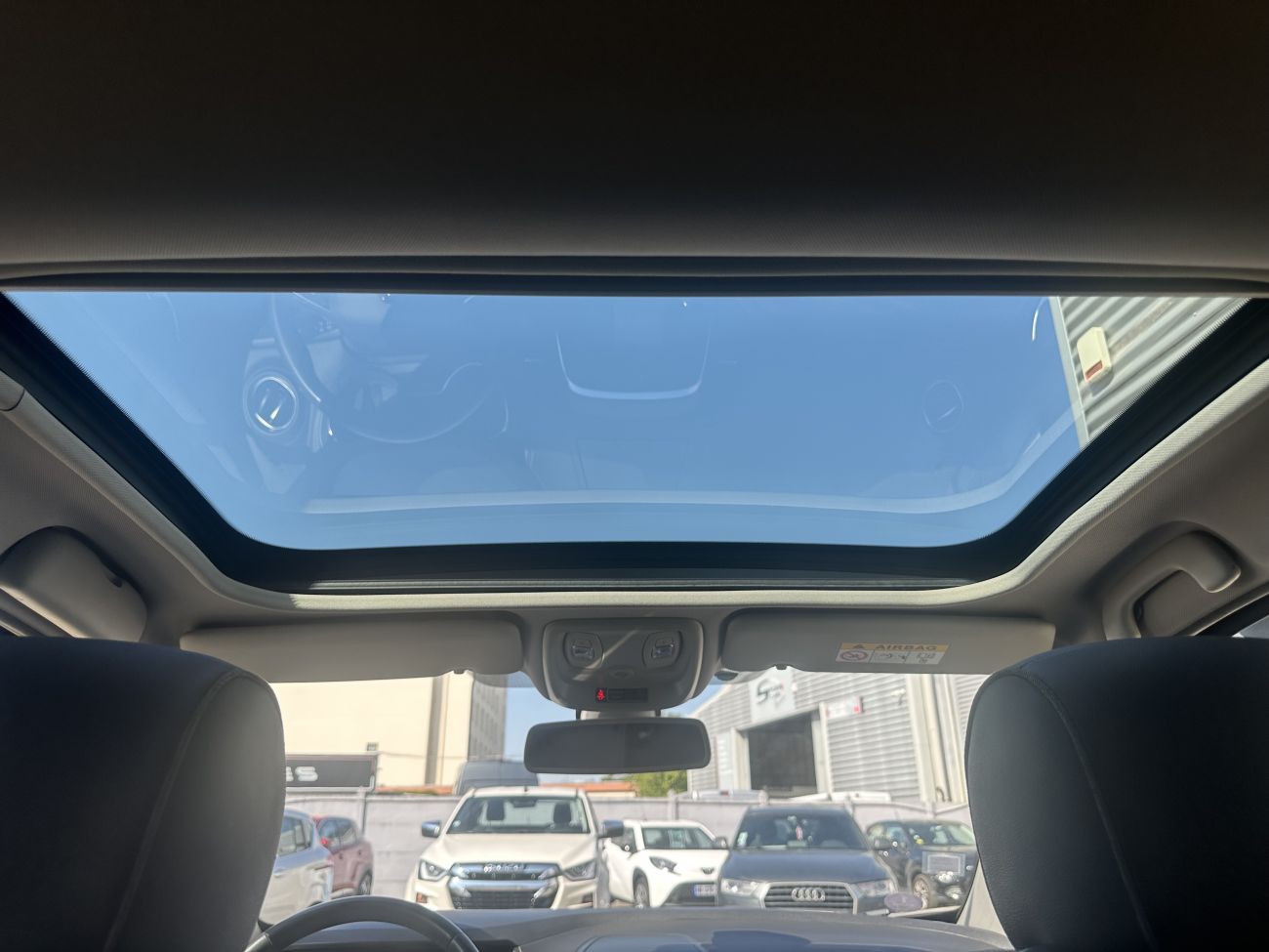 Mandataire RENAULT CAPTUR TCe 120 Energy Intens