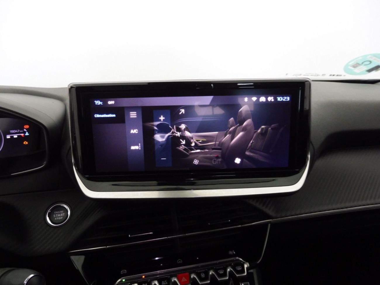 Mandataire PEUGEOT 2008 1.2 100CH S&S ALLURE