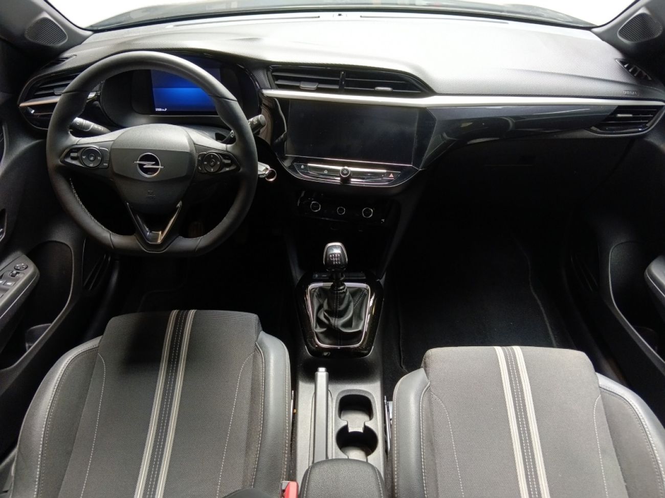 Mandataire Opel Corsa 1.2T 100gs