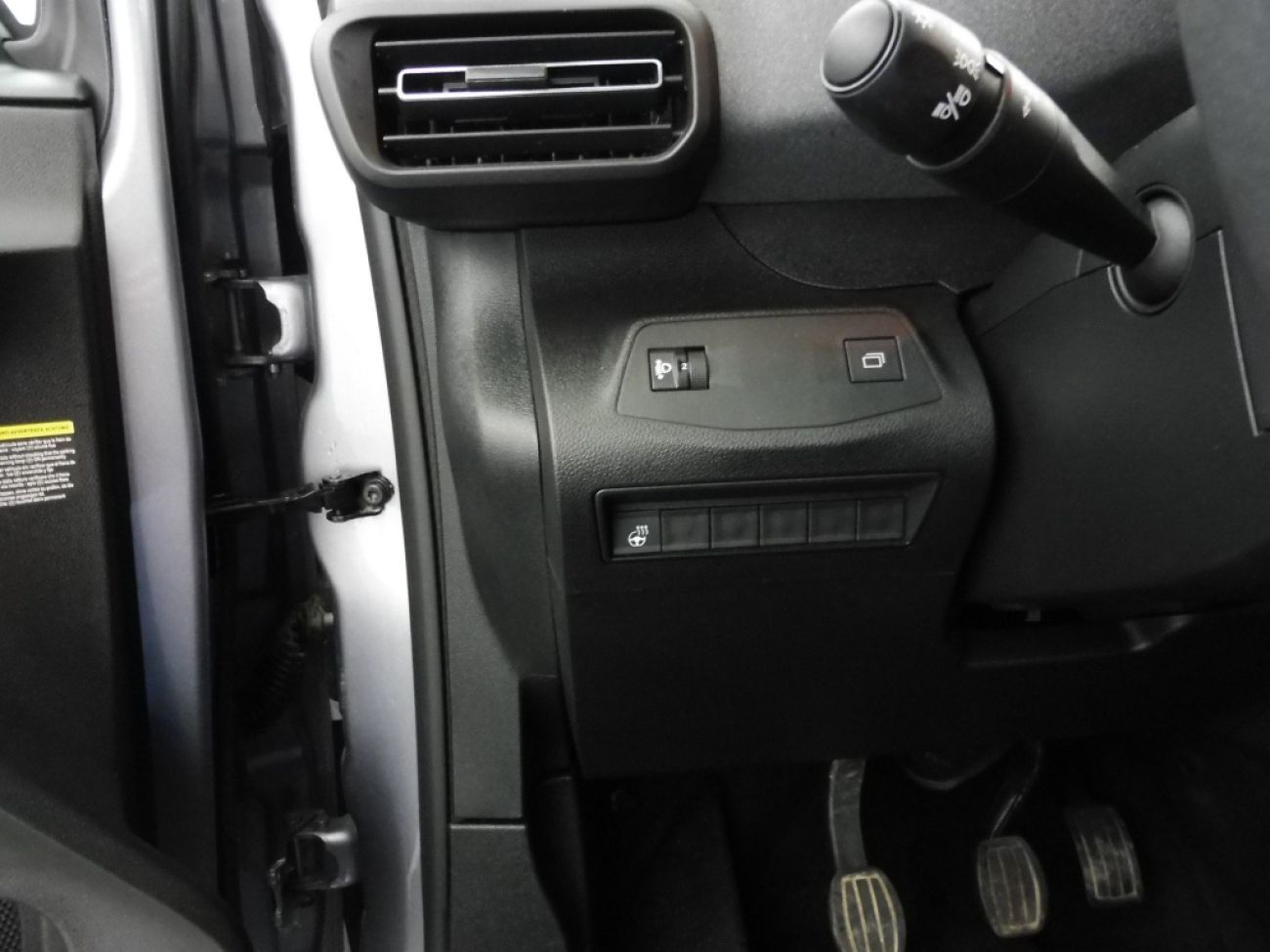 Mandataire PEUGEOT RIFTER TAILLE M - 1.5 BLUEHDI 100CH S&S ALLURE 5 PLACES