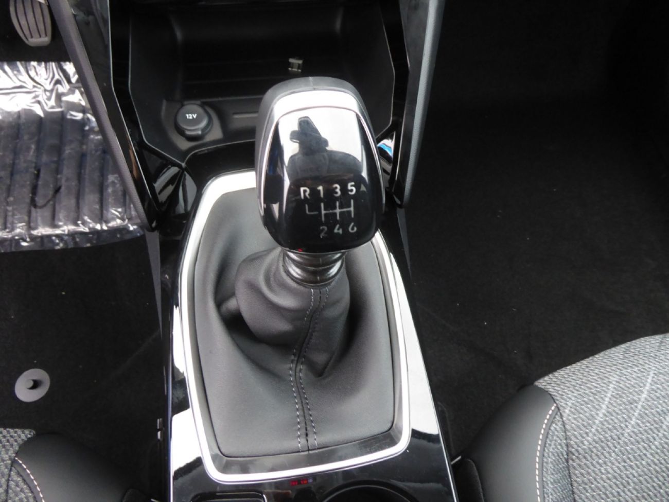 Mandataire PEUGEOT 208 1.2 PURETECH 100CH S&S ALLURE
