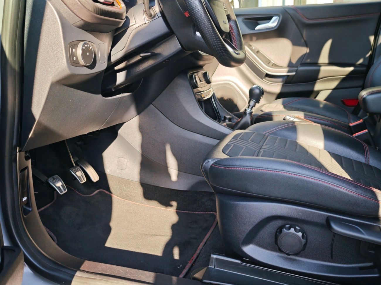 Mandataire Ford PUMA 1.0 EcoBoost 155 ch mHEV S&S BVM6 ST-Line X