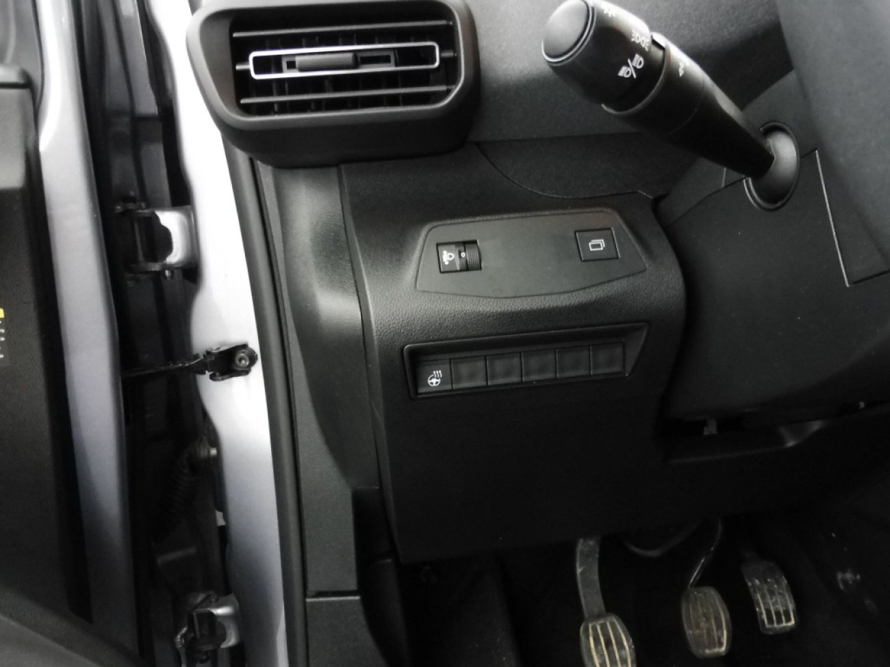Mandataire PEUGEOT RIFTER TAILLE M - 1.5 BLUEHDI 100CH S&S ALLURE 5 PLACES