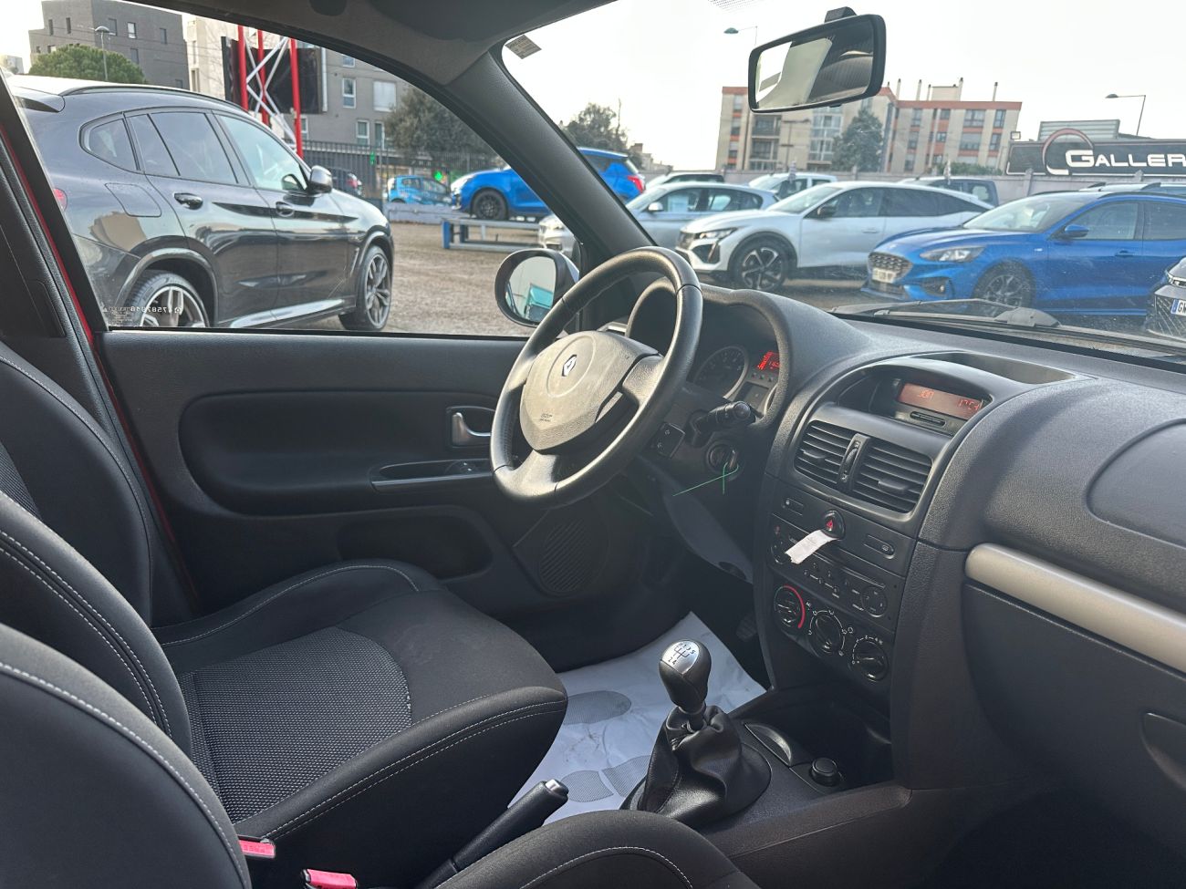 Mandataire RENAULT CLIO CAMPUS 1.2 16V 75 eco2 ByeBye Pack Clim Euro 5