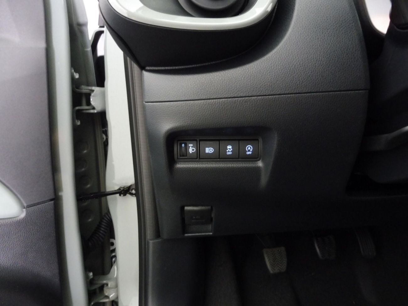 Mandataire TOYOTA AYGO X 1.0 VVT-I 72CH TEAM PLAYER