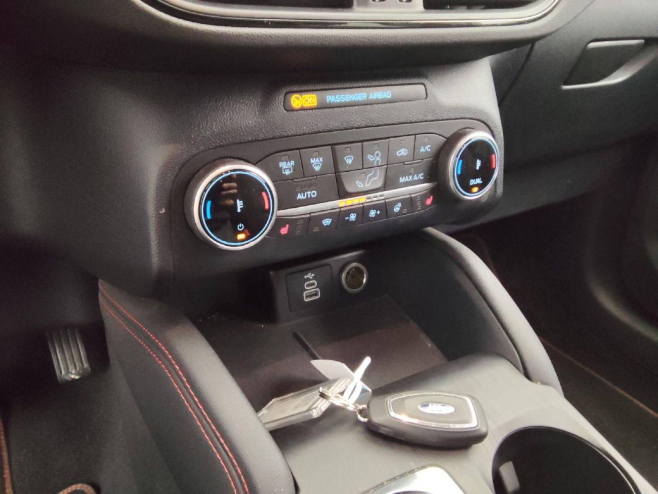 Mandataire Ford KUGA 2.0 TDCI 120CH ST-LINE POWERSHIFT
