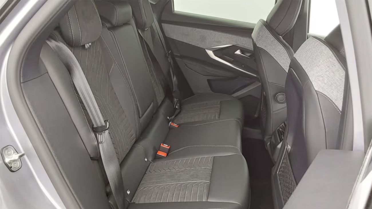 Mandataire PEUGEOT 3008 Allure  HYBRID 145 e-dsc6