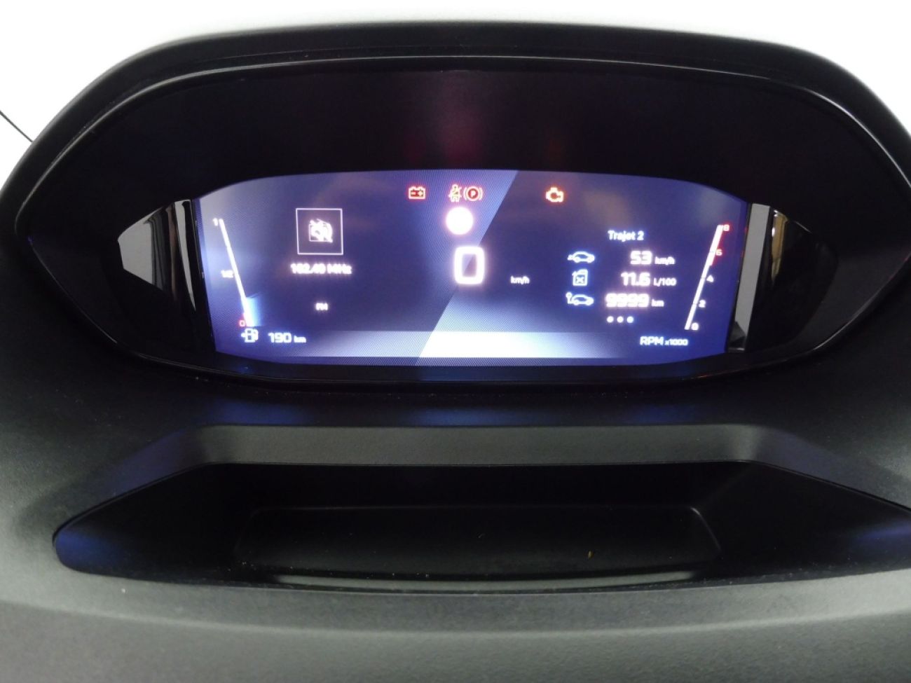 Mandataire PEUGEOT RIFTER TAILLE M - 1.5 BLUEHDI 100CH S&S ALLURE 5 PLACES
