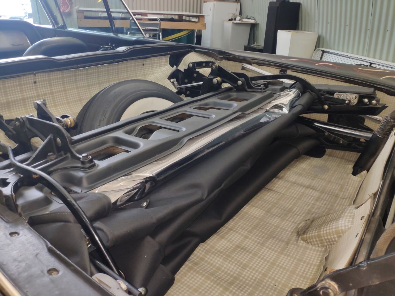 Mandataire Ford Thunderbird Cabriolet V8 352ci C. Audigier / resto 5.8 L