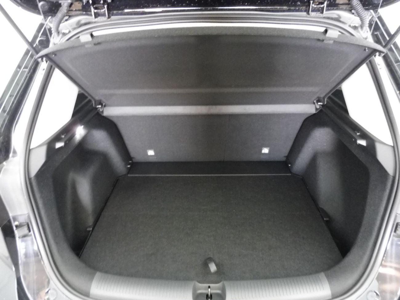 Mandataire MG ZS 1.5 HYBRID+ 197CH LUXURY
