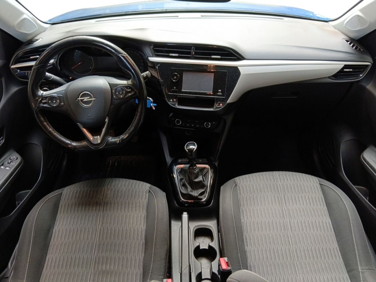 Mandataire Opel Corsa 1.2 100 edition