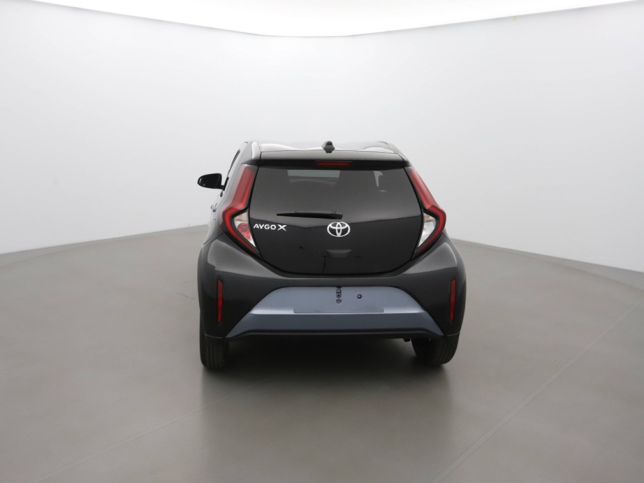 Mandataire TOYOTA AYGO X 1.0 VVT-I 72CH TEAM PLAYER