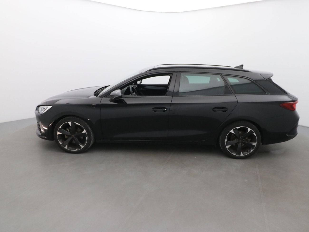 Mandataire CUPRA Leon Sportstourer 1.5 ETSI 150 DSG