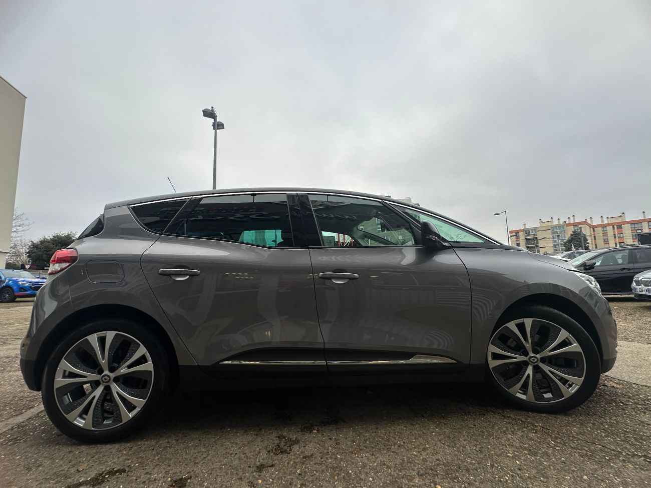 Mandataire RENAULT SCENIC IV dCi 160 Energy EDC Intens