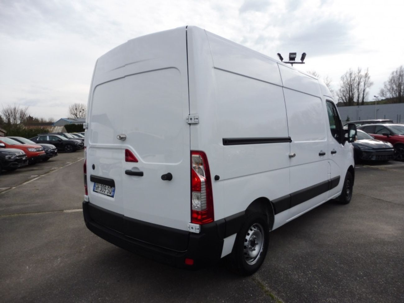 Mandataire RENAULT MASTER III FG F3300 L2H2 2.3 BLUE DCI 135CH CONFORT EURO6