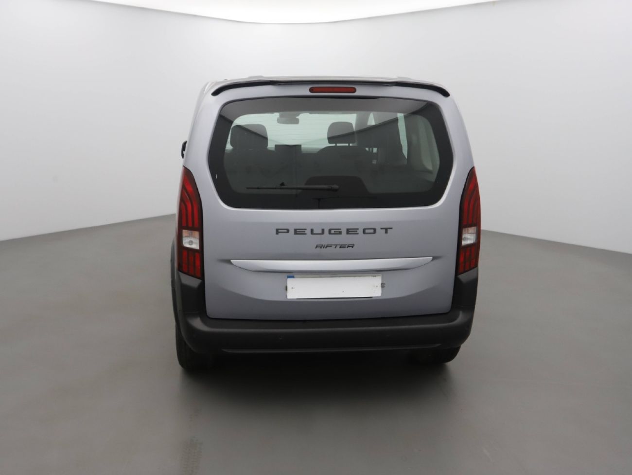 Mandataire PEUGEOT RIFTER TAILLE M - 1.5 BLUEHDI 100CH S&S ALLURE 5 PLACES