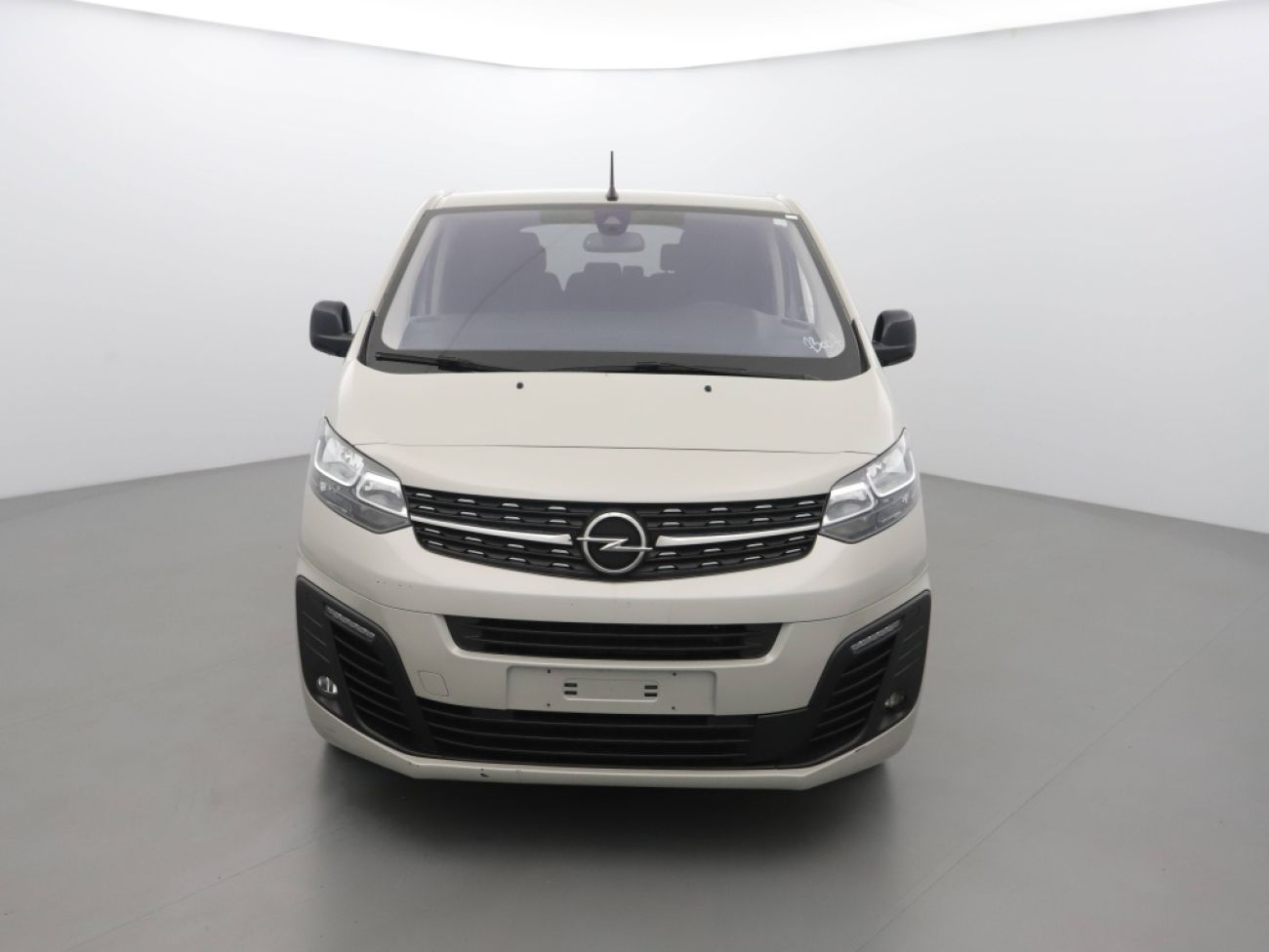 Mandataire Opel Zafira Life L2 2.0 D 145CH EDITION