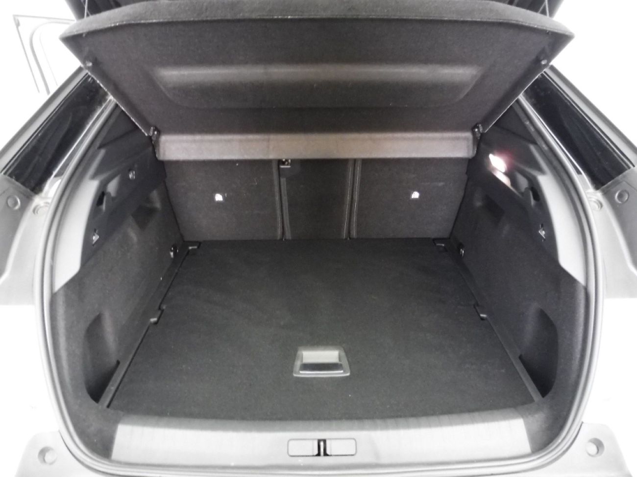 Mandataire PEUGEOT 3008 HYBRID 136CH GT E-DCS6