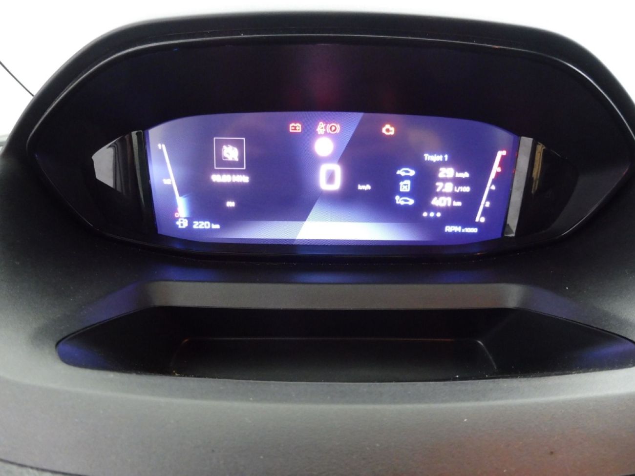 Mandataire PEUGEOT RIFTER TAILLE M - 1.5 BLUEHDI 100CH S&S ALLURE 5 PLACES
